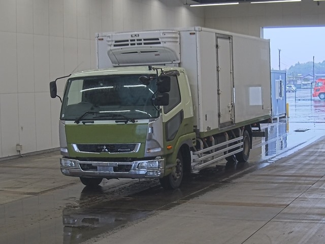 MITSUBISHI FUSO FIGHTER 2014