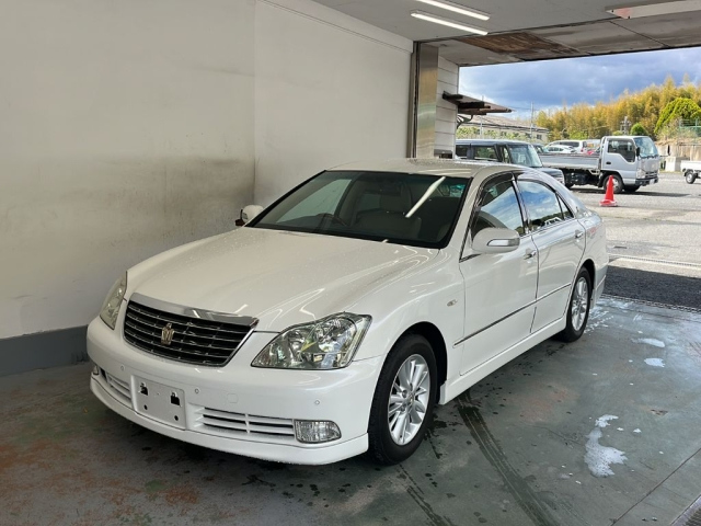 TOYOTA CROWN 2005