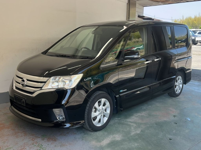 NISSAN SERENA 2012