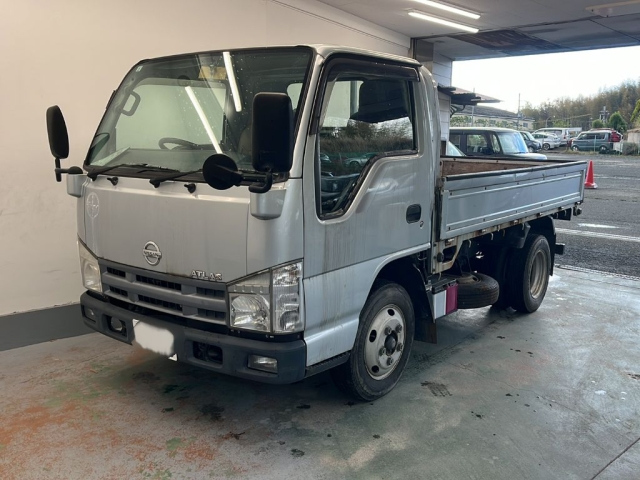 NISSAN ATLAS 2008