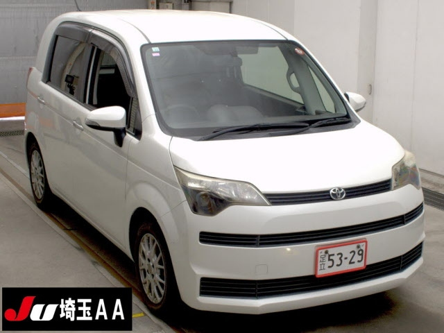 TOYOTA SPADE 2013
