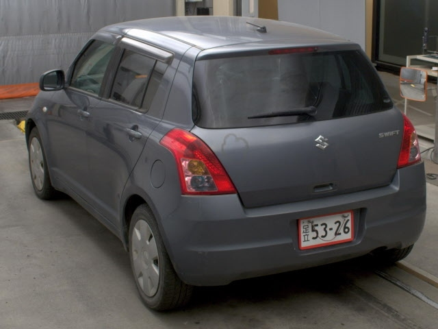 SUZUKI SWIFT 2010