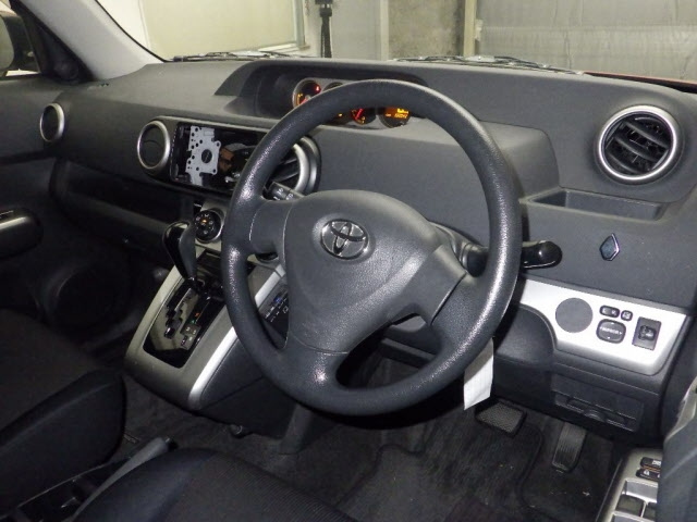 TOYOTA COROLLA RUMION 2010