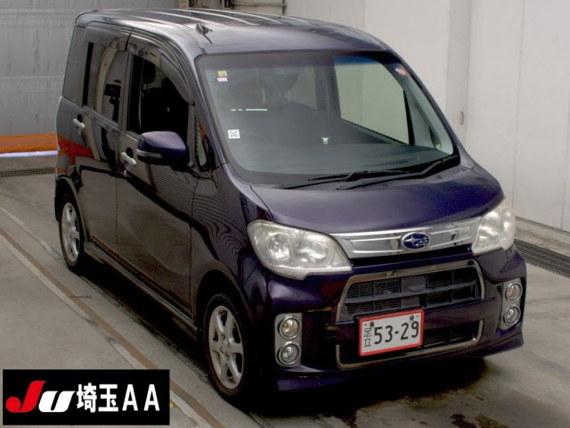 SUBARU LUCRA 2012