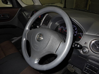 NISSAN ROOX 2011