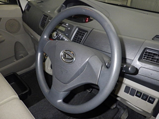 DAIHATSU MOVE 2012