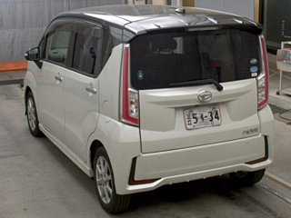 DAIHATSU MOVE 2016