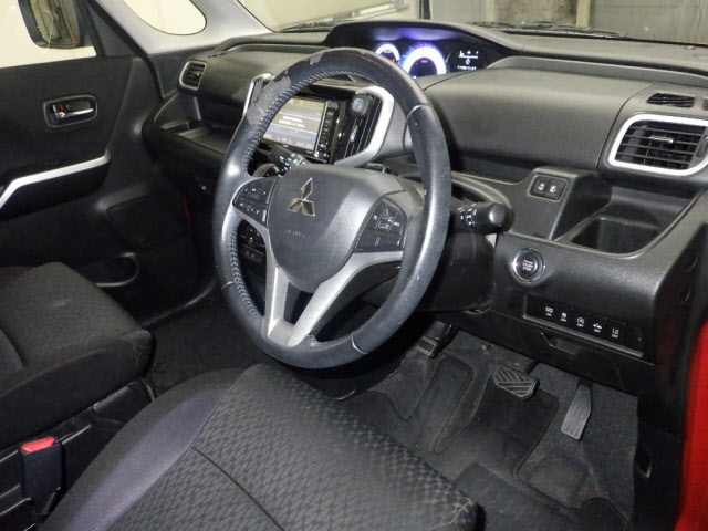 MITSUBISHI DELICA D2 2016