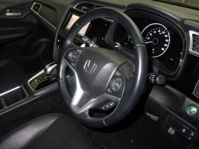 HONDA SHUTTLE 2019