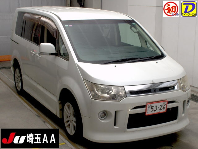 MITSUBISHI DELICA D5 2008