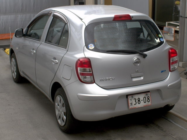 NISSAN MARCH 2010