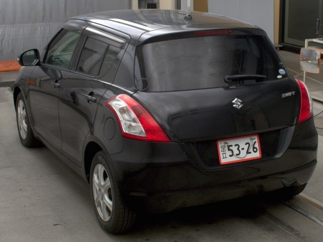 SUZUKI SWIFT 2013