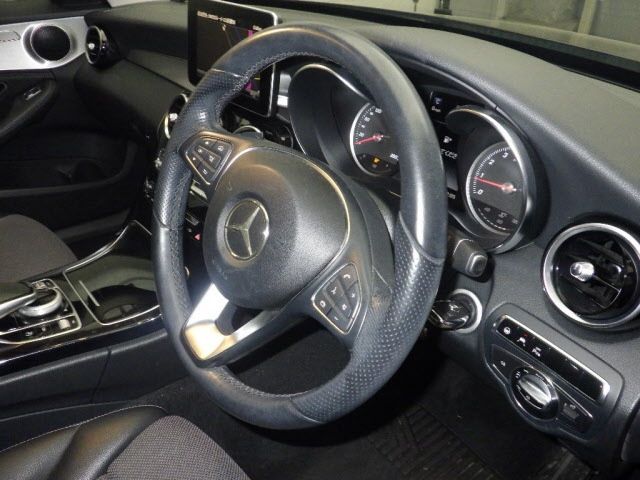 MERCEDES BENZ C CLASS 2014