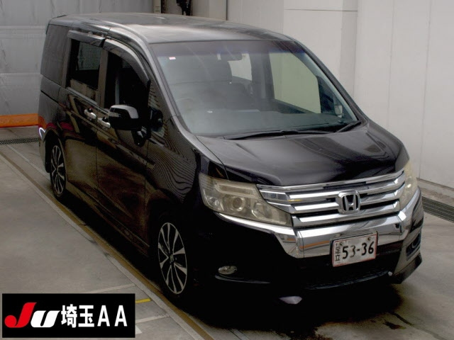 HONDA STEP WAGON 2014