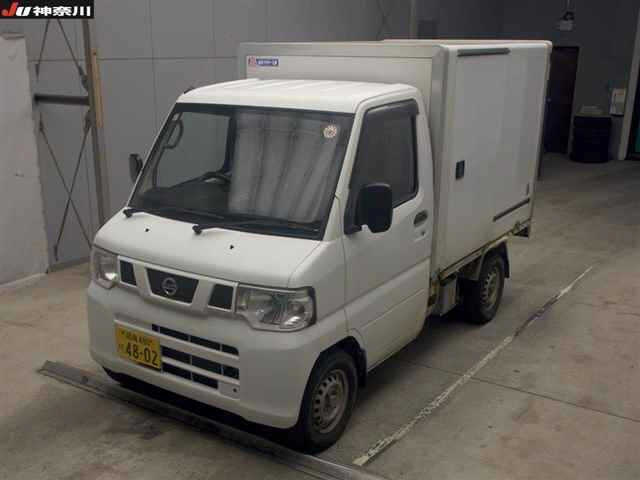 NISSAN CLIPPER TRUCK 2013