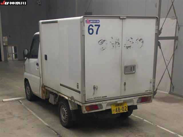NISSAN CLIPPER TRUCK 2013
