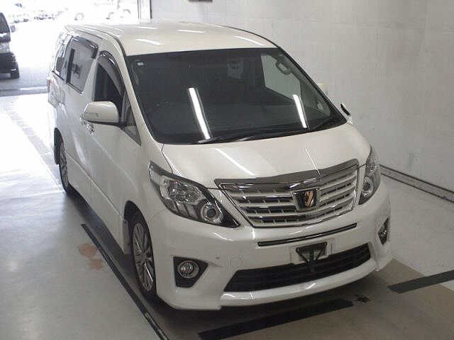 TOYOTA ALPHARD 2014