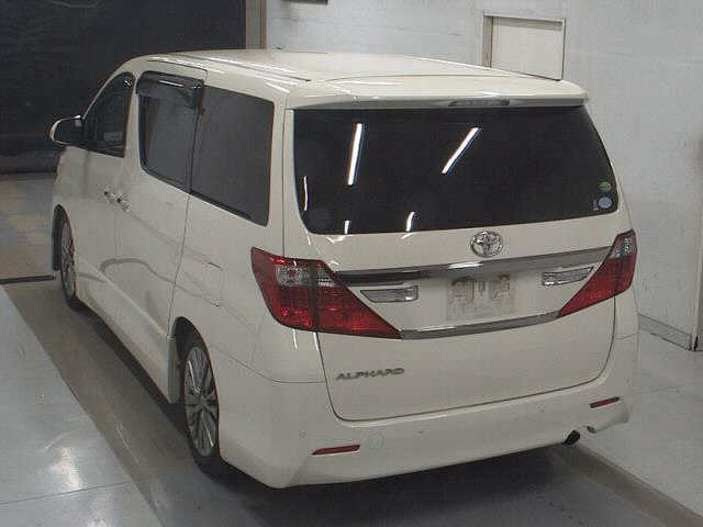 TOYOTA ALPHARD 2013