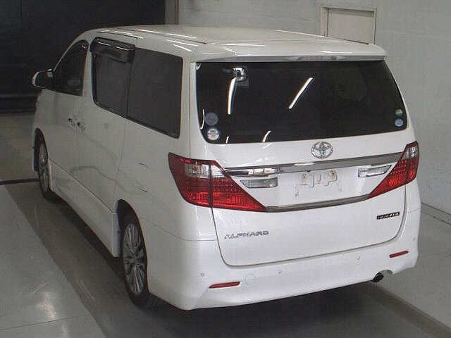 TOYOTA ALPHARD 2014