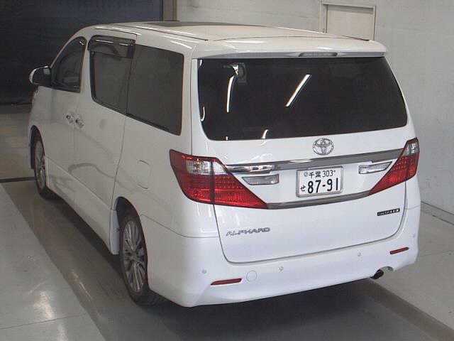 TOYOTA ALPHARD 2014