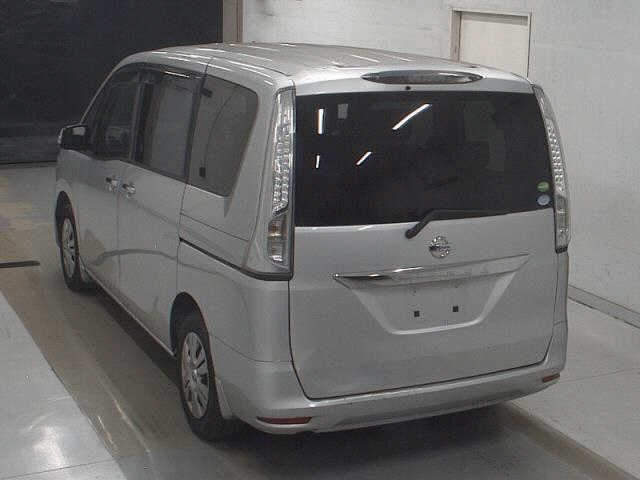 NISSAN SERENA 2015