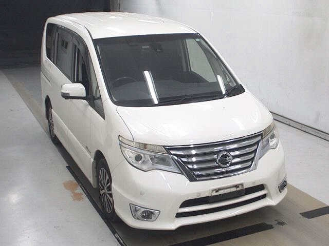 NISSAN SERENA 2015
