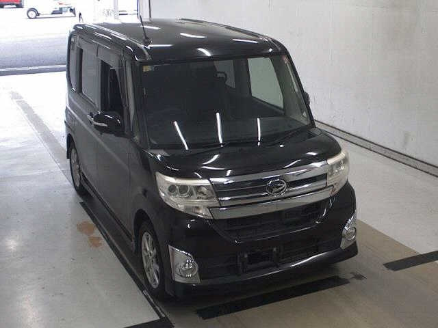 DAIHATSU TANTO 2014