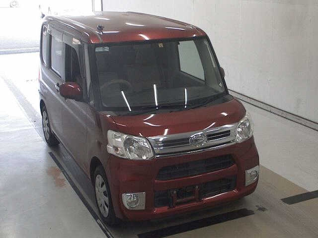 DAIHATSU TANTO 2014