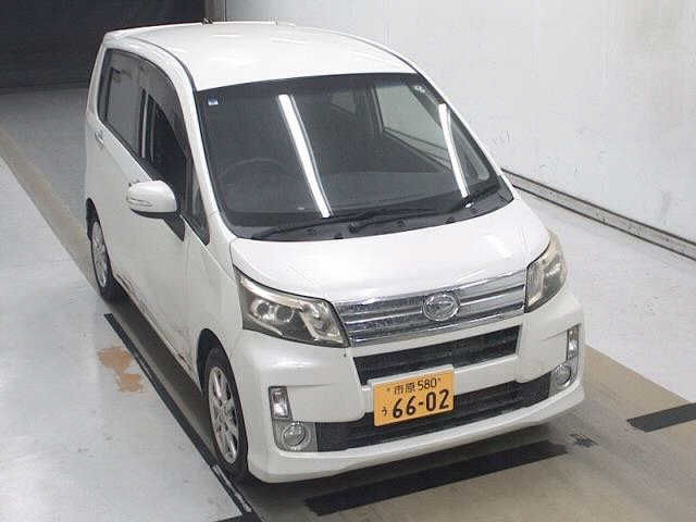 DAIHATSU MOVE 2013