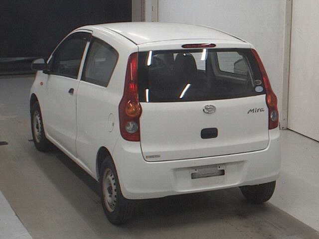 DAIHATSU MIRA 2011