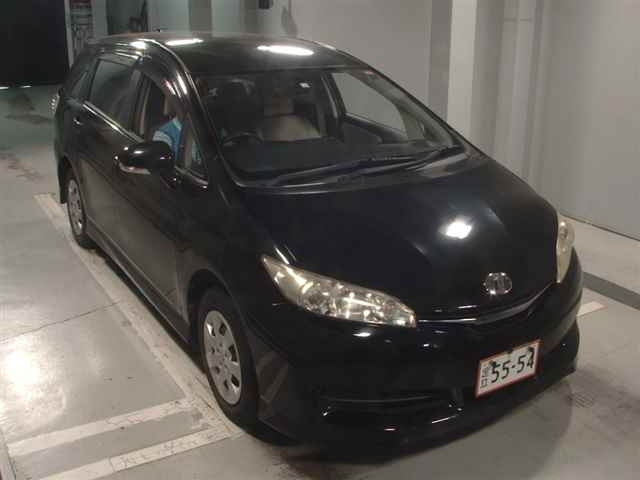 TOYOTA WISH 2014