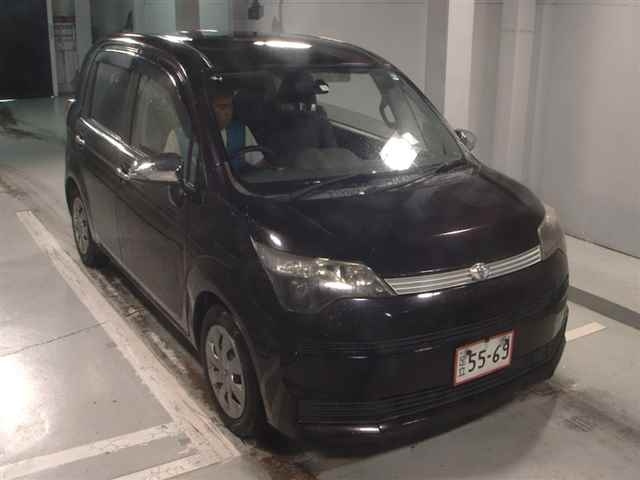 TOYOTA SPADE 2014