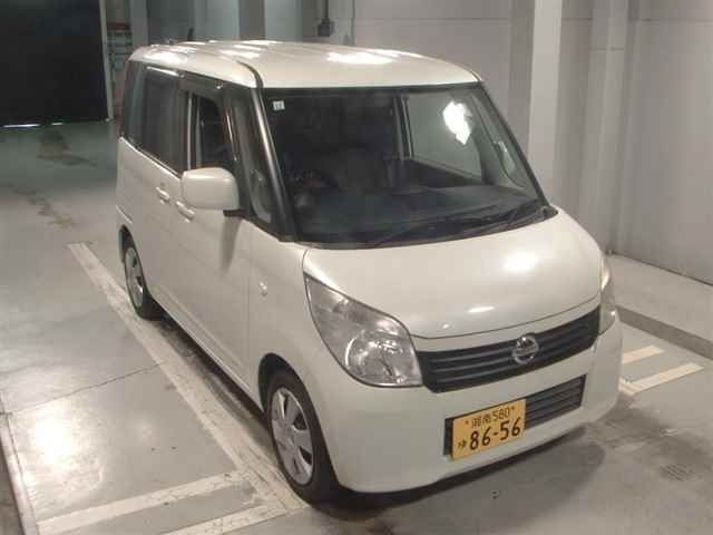 NISSAN ROOX 2012