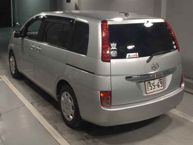 TOYOTA ISIS 2008