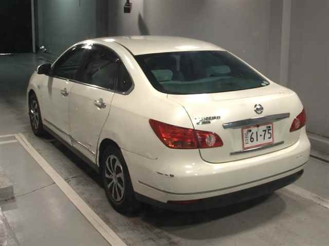 NISSAN SYLPHY 2010