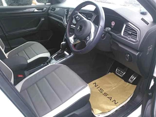 VOLKSWAGEN T-ROC 2021
