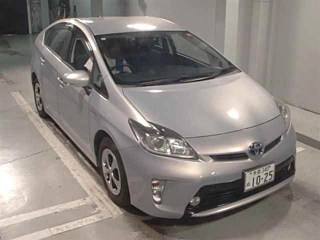 TOYOTA PRIUS 2012