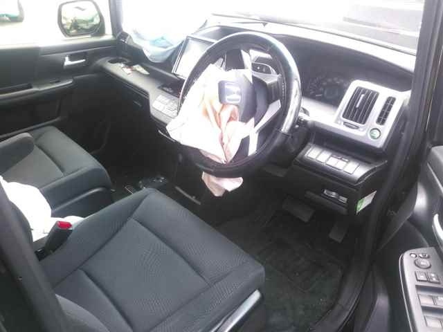 HONDA STEP WAGON 2013