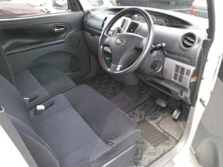 DAIHATSU TANTO 2008