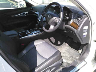 NISSAN FUGA 2012