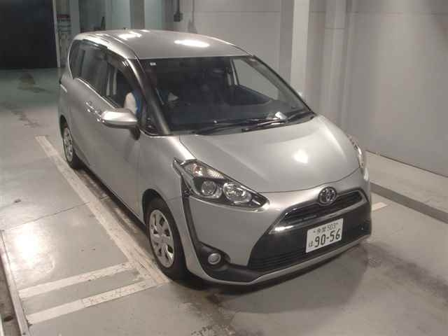 TOYOTA SIENTA 2018