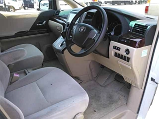 TOYOTA ALPHARD 2010
