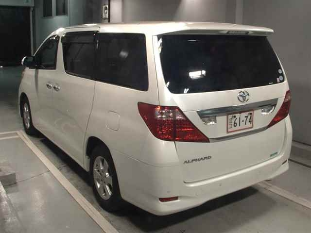 TOYOTA ALPHARD 2010