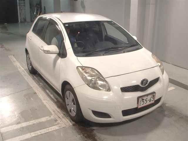 TOYOTA VITZ 2009