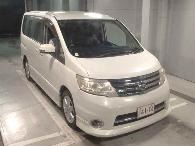 NISSAN SERENA 2010