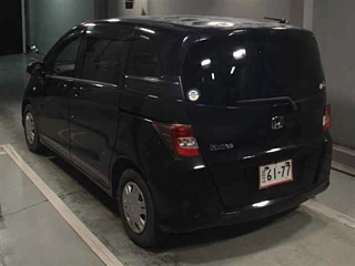 HONDA FREED 2010