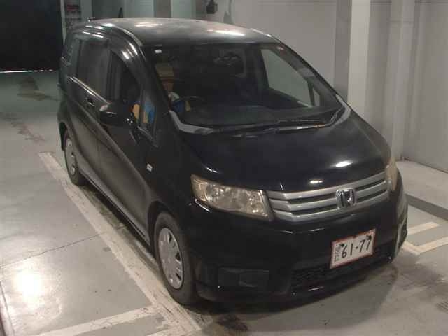 HONDA FREED 2010