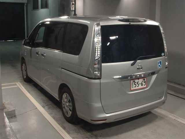 NISSAN SERENA 2015