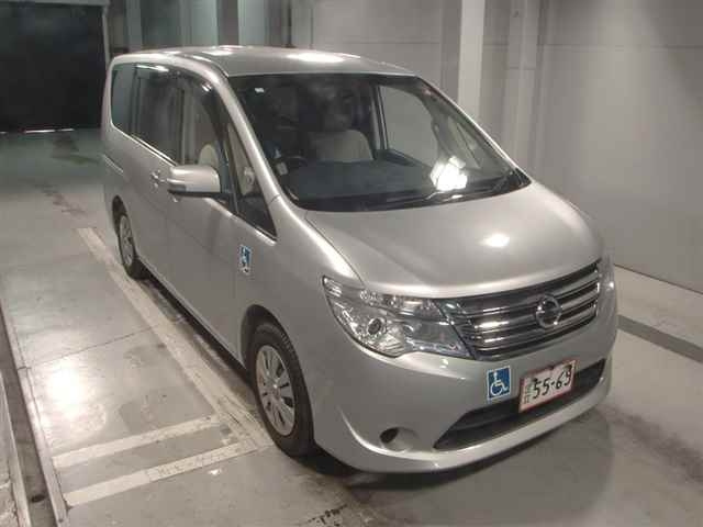 NISSAN SERENA 2015