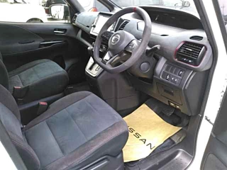 NISSAN SERENA 2019